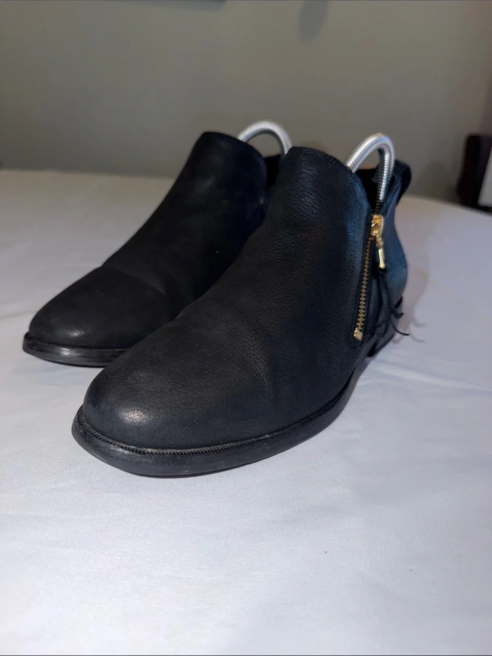Ugg Boots Glee ankle booties SZ 7.5